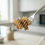 Fusilli keChef ai funghi e tartufo Pronti su una forchetta con un intenso aroma di tartufo.