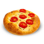 Pugliese keto con pomodori freschi, ideale per dieta chetogenica e alimenti proteici.